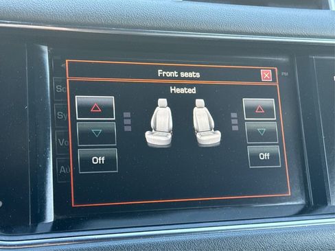 Used 2015 Land Rover Range Rover Sport SE image 38