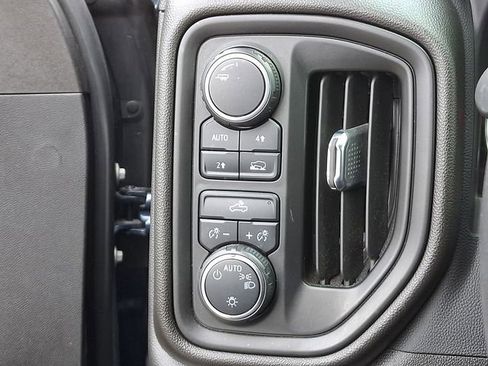 Used 2022 Chevrolet Silverado 1500 Custom w/ LPO, Blackout Package image 27