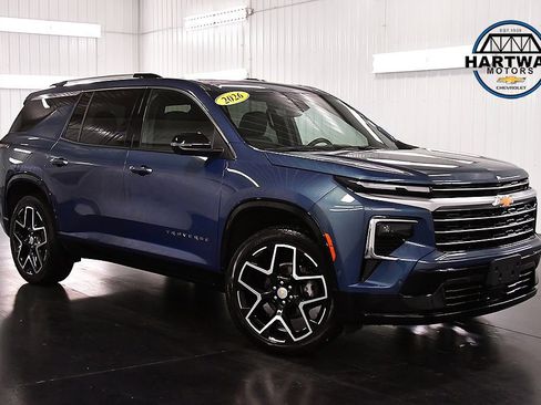 Used 2026 Chevrolet Traverse High Country w/ LPO, Floor Liner Package AWD/4WD image 1