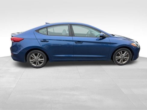 Used 2018 Hyundai Elantra SEL image 7