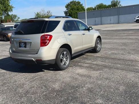 Used 2016 Chevrolet Equinox LTZ w/ Enhanced Convenience Package FWD image 9