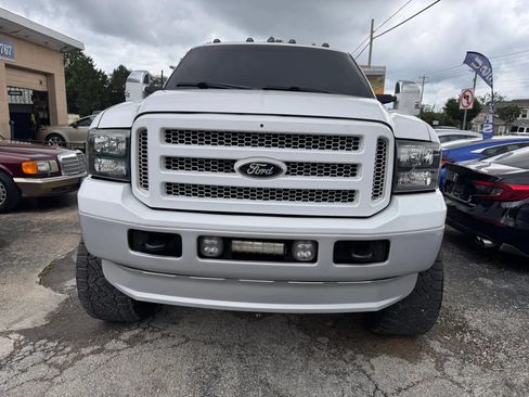 Used 2006 Ford F350 Lariat AWD/4WD image 12