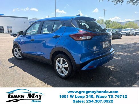 Used 2021 Nissan Kicks S FWD image 6