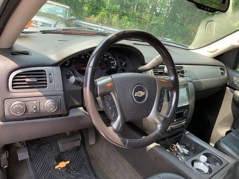Used 2007 Chevrolet Avalanche LT w/ LT Preferred Equipment Group AWD/4WD image 16