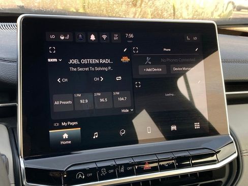 Used 2025 Jeep Compass Limited AWD/4WD image 21