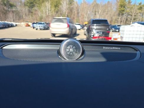 Certified 2025 Volvo V90 B6 Cross Country Ultra image 40