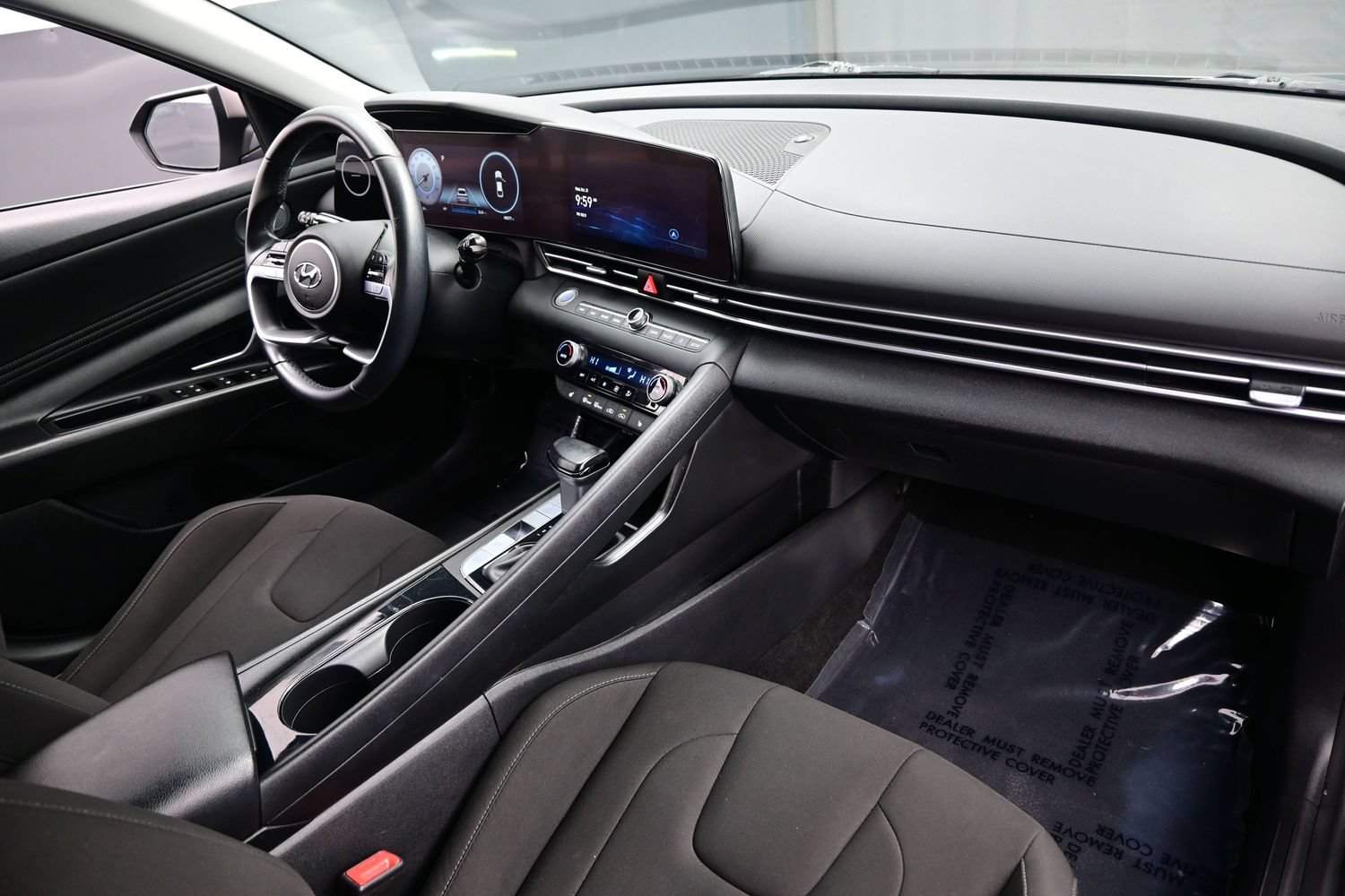 Certified 2023 Hyundai Elantra SEL w/ Convenience Package FWD image 14