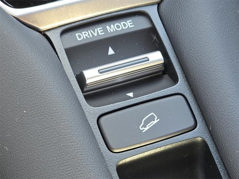 Used 2026 Honda HR-V Sport image 9