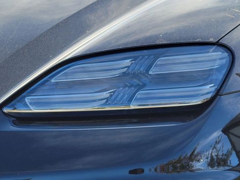 Used 2025 Porsche Macan 4S Electric image 34