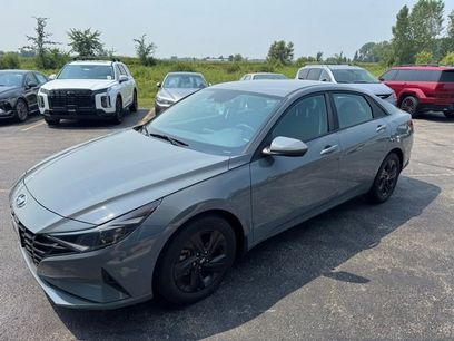 Certified 2022 Hyundai Elantra SEL