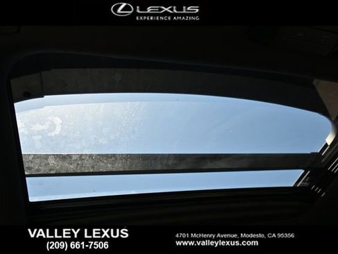 Used 2024 Lexus GX 550 w/ Accessory Package (31) AWD/4WD image 7