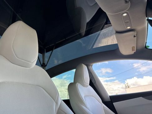 Used 2026 Tesla Model Y Long Range AWD/4WD image 15