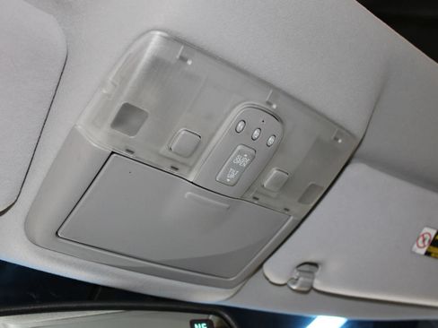 Used 2005 Lexus ES 330 FWD image 24