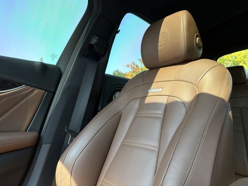 Used 2018 Mercedes-Benz E 63 AMG S image 23