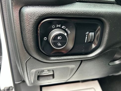 Used 2023 RAM 1500 Big Horn AWD/4WD image 13