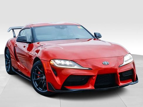 Used 2024 Toyota Supra Premium w/ Driver Assist Package image 2