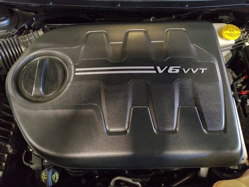 Used 2021 Jeep Cherokee Limited w/ Mopar Interior Package image 30