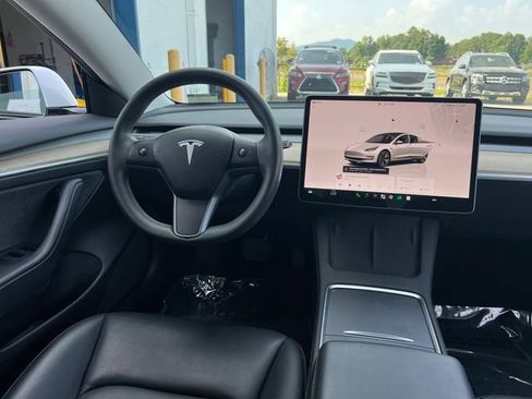 Used 2023 Tesla Model 3 Standard Range RWD image 16