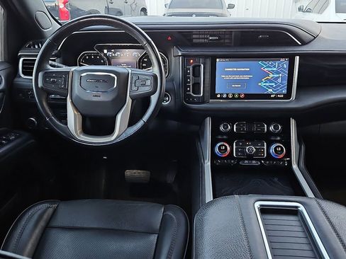 Used 2021 GMC Yukon Denali w/ Denali Ultimate Package image 19