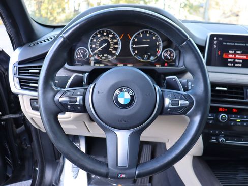 Used 2018 BMW X5 xDrive40e image 23