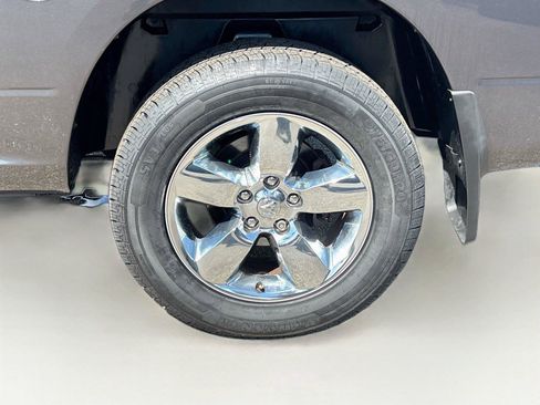 Used 2018 RAM 1500 Big Horn AWD/4WD image 29