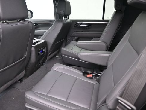 Used 2026 Chevrolet Tahoe LT w/ Comfort Package RWD image 14