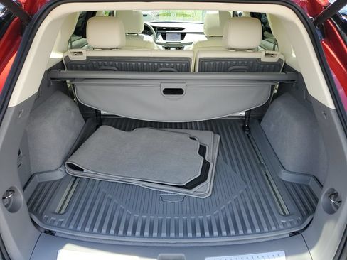 Used 2023 Cadillac XT5 Premium Luxury w/ LPO, Floor Liner Package AWD/4WD image 28