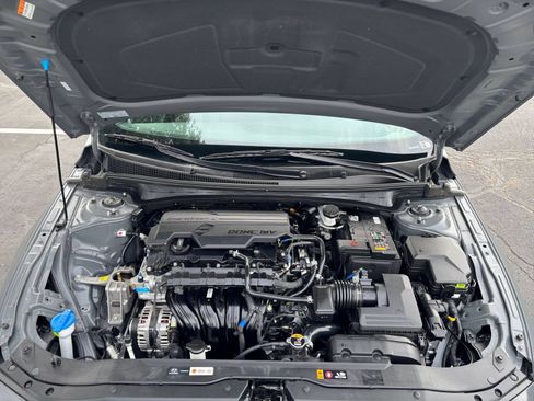 Used 2026 Hyundai Elantra Sport FWD image 31