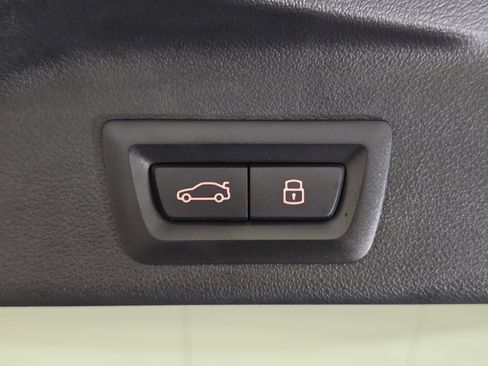 Certified 2023 BMW X5 xDrive40i w/ Executive Package image 11