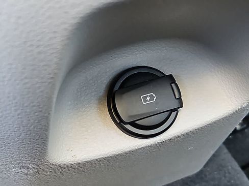 Used 2018 Hyundai Sonata Limited FWD image 27