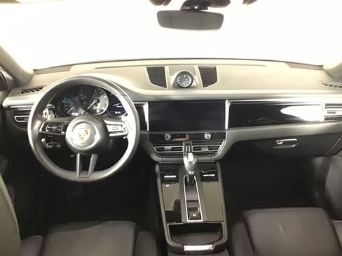 Certified 2023 Porsche Macan Turbo AWD/4WD image 27