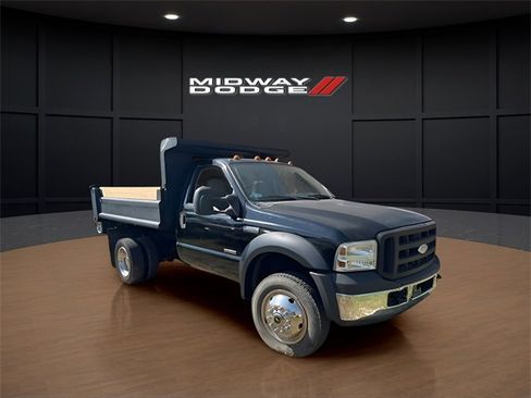 Used 2004 Ford F450 XL image 1