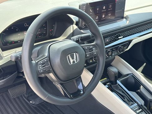 New 2025 Honda Accord EX-L image 26