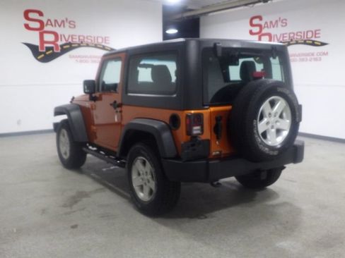 Used 2011 Jeep Wrangler Sport AWD/4WD image 2