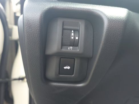 Used 2023 Toyota GR86 RWD image 13