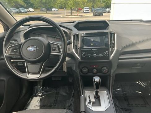 Used 2018 Subaru Crosstrek 2.0i Premium AWD/4WD image 2