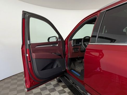 New 2026 Cadillac Escalade Luxury w/ Touring Package image 16