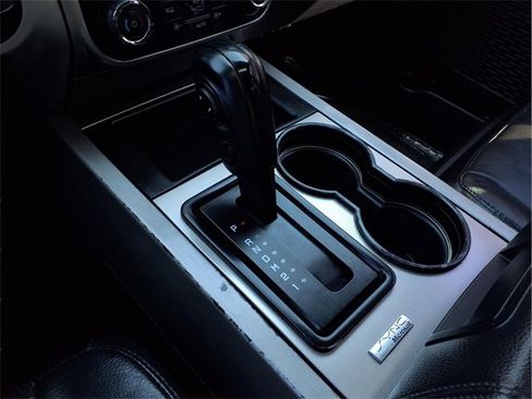 Used 2015 Ford Expedition EL XLT w/ Equipment Group 202A image 6