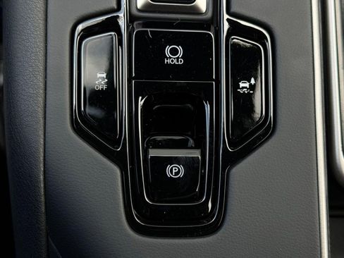 New 2026 Lexus TX 500h AWD image 17