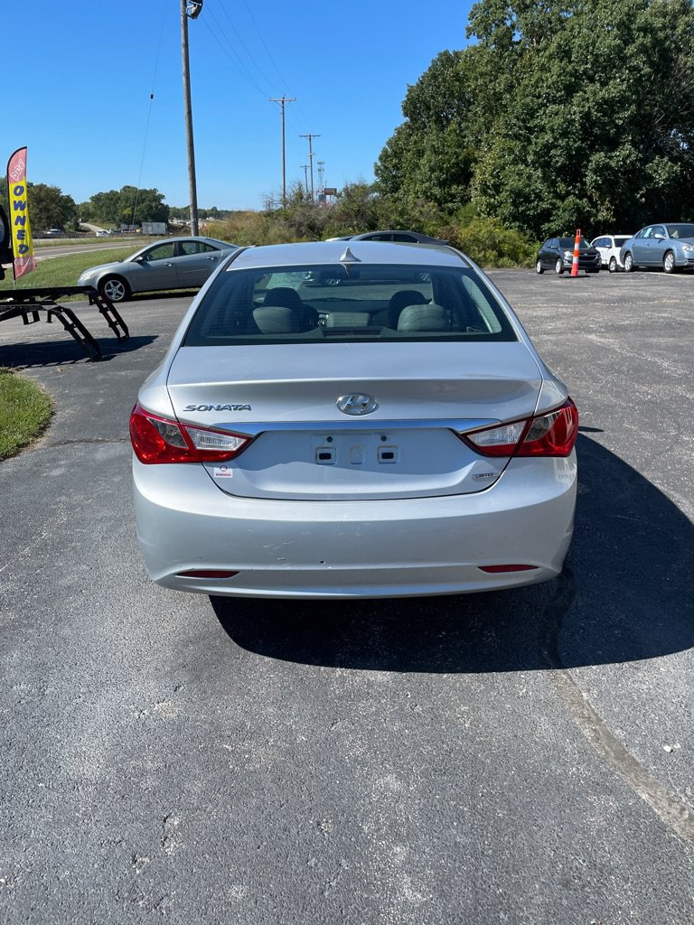 Used 2013 Hyundai Sonata Limited FWD image 4
