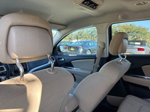 Used 2016 Dodge Journey SE w/ Flexible Seating Group image 20