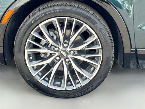 Used 2024 Cadillac XT4 Sport AWD/4WD image 34