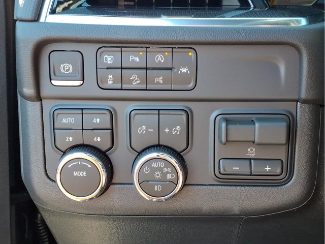 New 2027 Chevrolet Tahoe RST w/ Advanced Technology Package AWD/4WD image 12