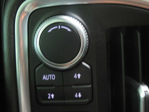 Used 2019 GMC Sierra 1500 Denali w/ Denali Ultimate Package AWD/4WD image 36
