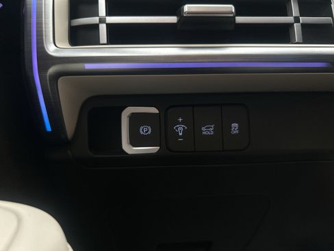 Used 2024 Hyundai Santa Fe Calligraphy FWD image 32