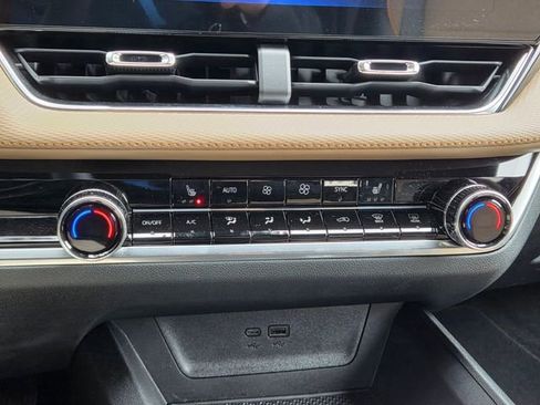 New 2026 Chevrolet Equinox ACTIV w/ LPO, Floor Liner Package image 25