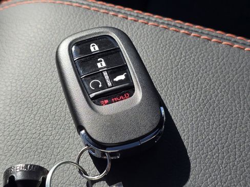 New 2025 Honda Pilot TrailSport image 34