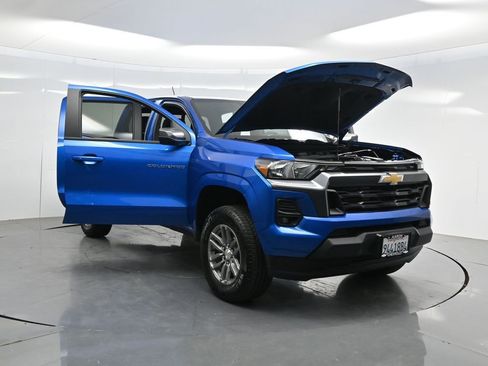 Used 2024 Chevrolet Colorado LT w/ LT Convenience Package II RWD image 44