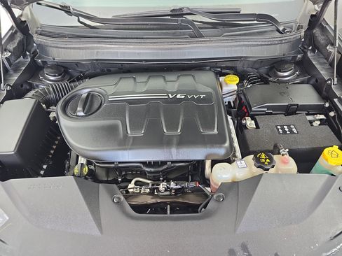 Used 2021 Jeep Cherokee Limited w/ Elite Package image 30