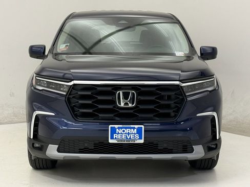 New 2025 Honda Pilot EX-L image 2